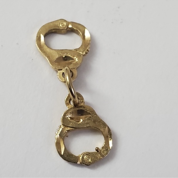 Vintage Jewelry - 10K Gold Handcuff Pendant/Charm – Bold and Unique Statement Piece